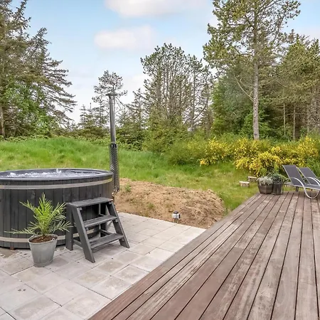 4 Bedroom Amazing In *