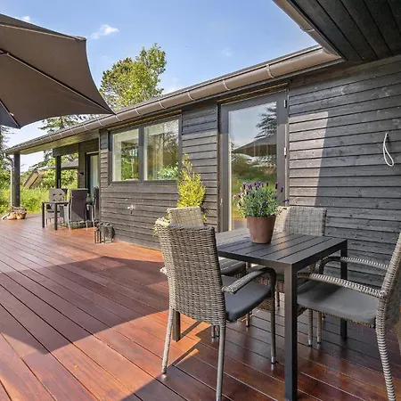 4 Bedroom Amazing In Holiday home Blokhus