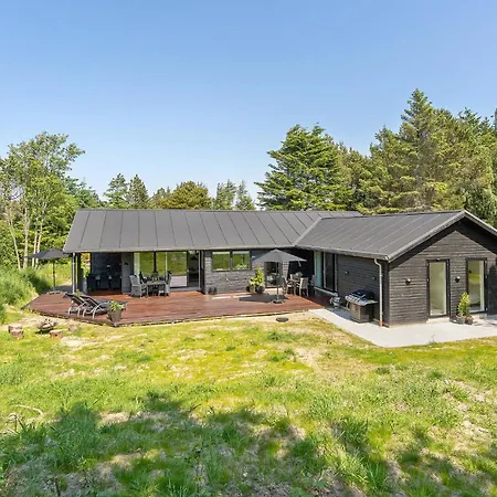 4 Bedroom Amazing In * Blokhus