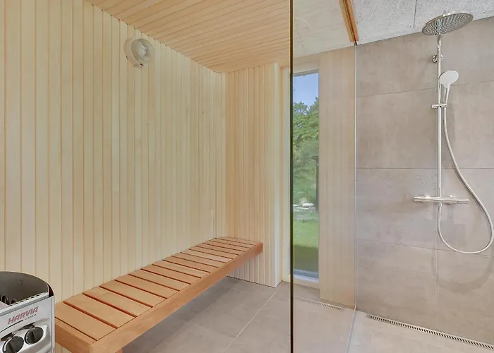 Сasa de vacaciones 4 Bedroom Amazing In Blokhus