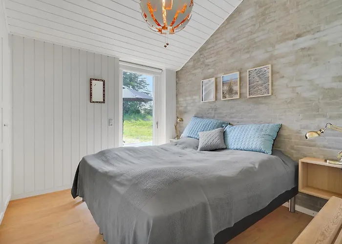 4 Bedroom Amazing In *